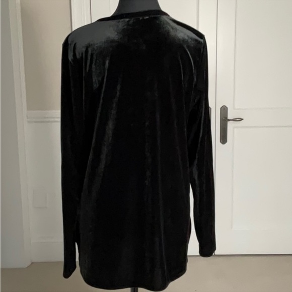 RALPH LAUREN Velour Henley Top - Picture 2 of 5